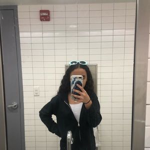 Meet your Posher, Eli